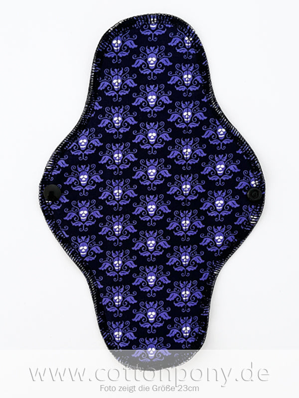 Lila Ornamente & Skulls